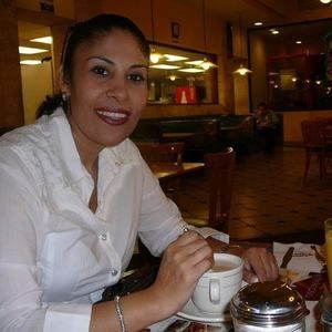 Meet your Posher, Veronica